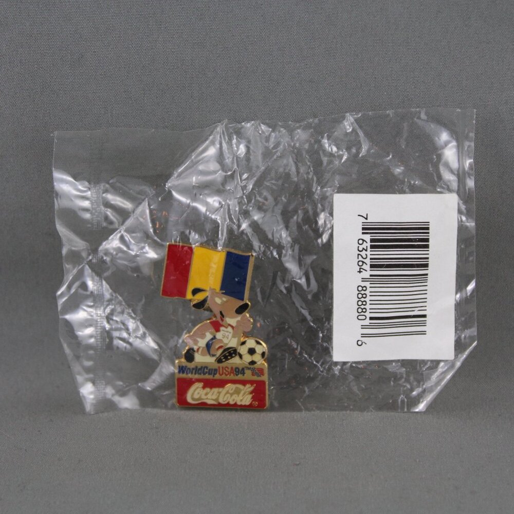Romania Soccer Pin - 1994 World Cup Coke Promo Pin - New in Package
